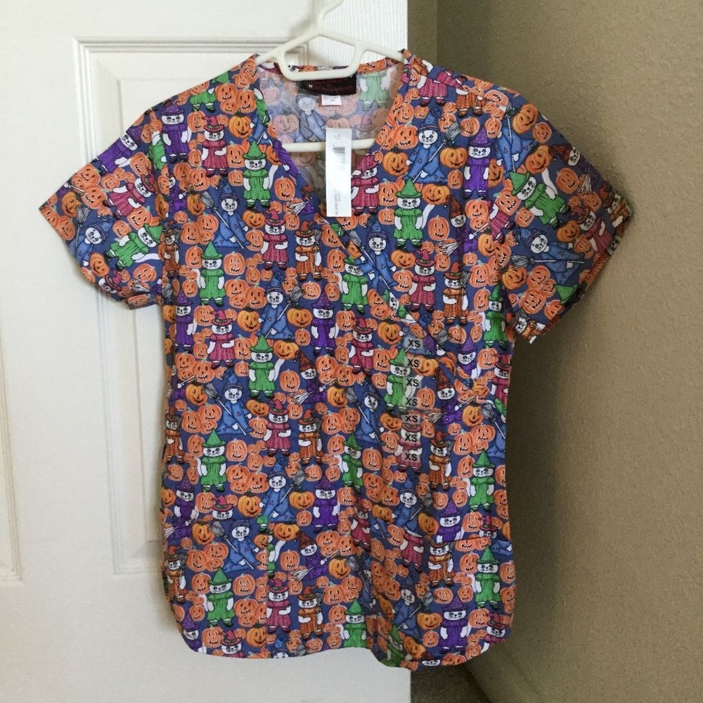Melrose by May-Hill Uniforms Halloween scrub top